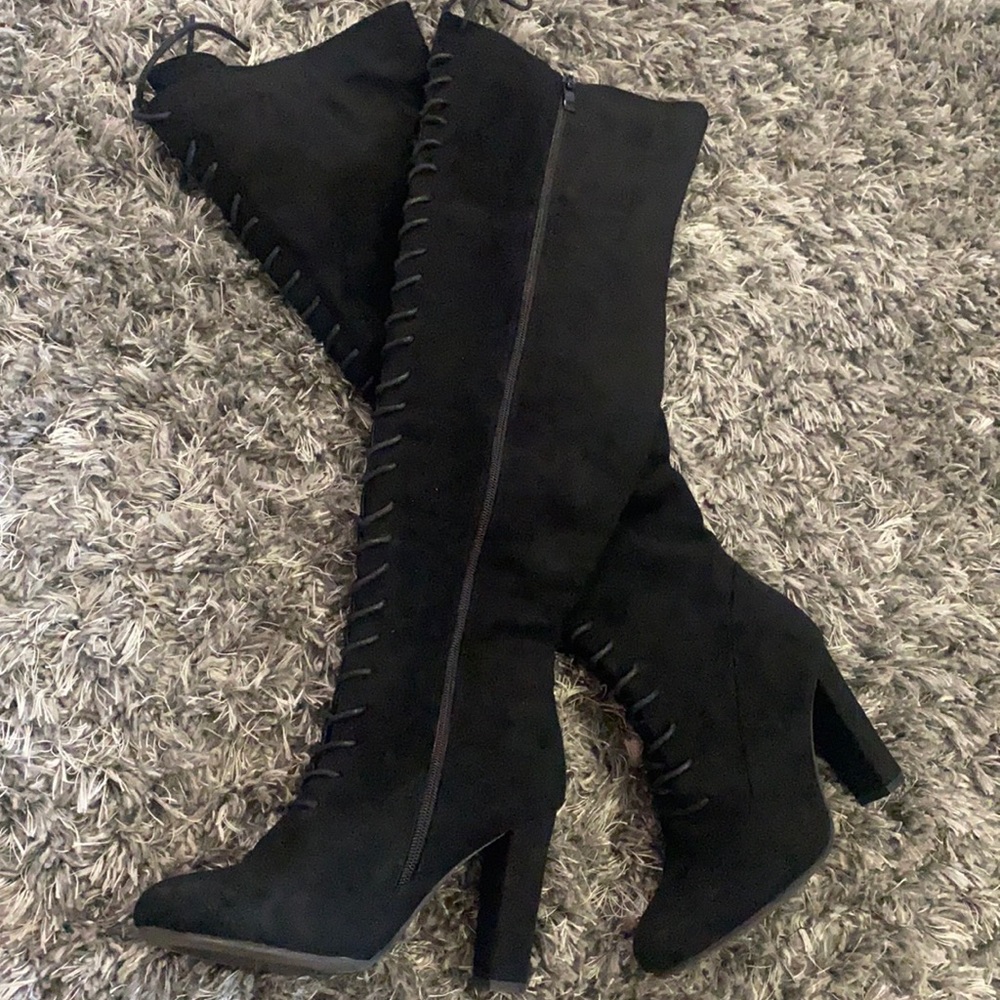 High Knee Black  Boots/ Perfect condition.